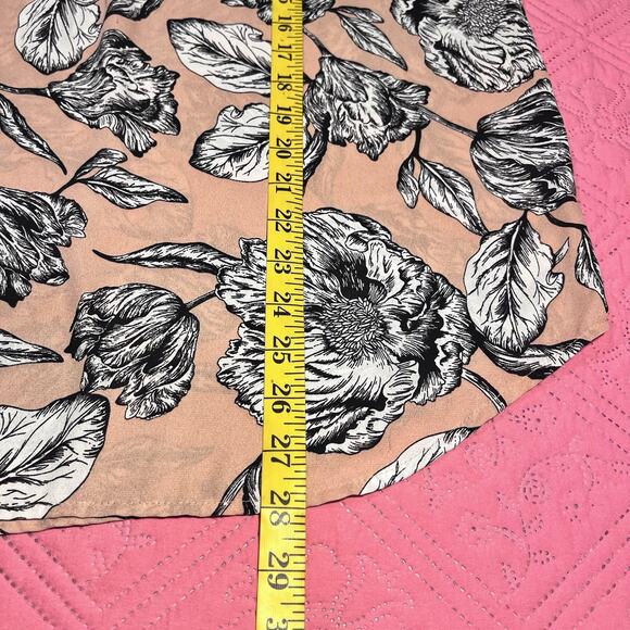 Liz Claiborn Career Short Sleeve Tie Neck Pullover Floral Blouse‎ Size XL - Picture 6 of 7